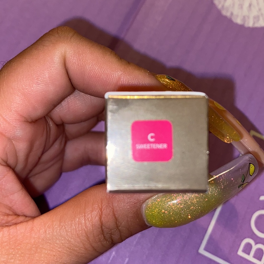 Becca lipstick - Picture 4 of 6